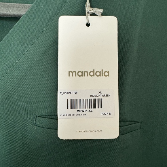 Mandala One-Pocket Scrub Top (XL, Midnight Green) - Picture 3 of 3